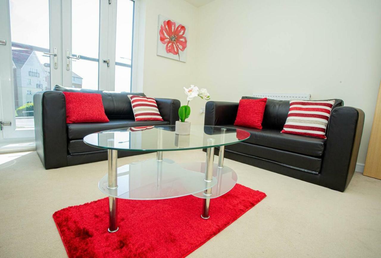 Lake View Apartment Northampton Extérieur photo